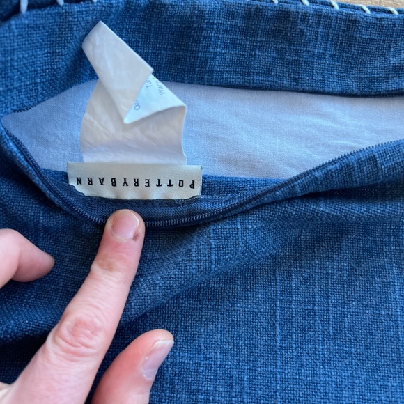 pottery barn 22 X 22 pillow navy with white threading detail - Picture 4 of 8